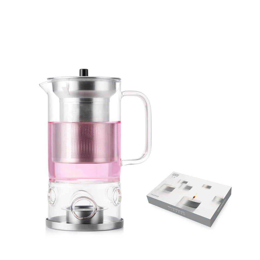 Gavesett med tekanne og fire kopper