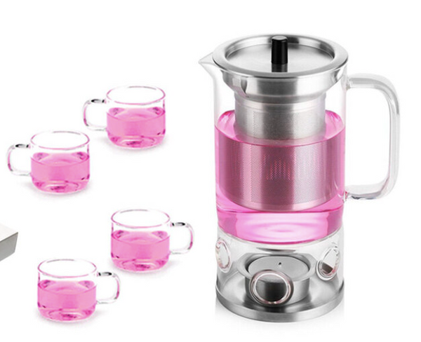 Gavesett med tekanne og fire kopper